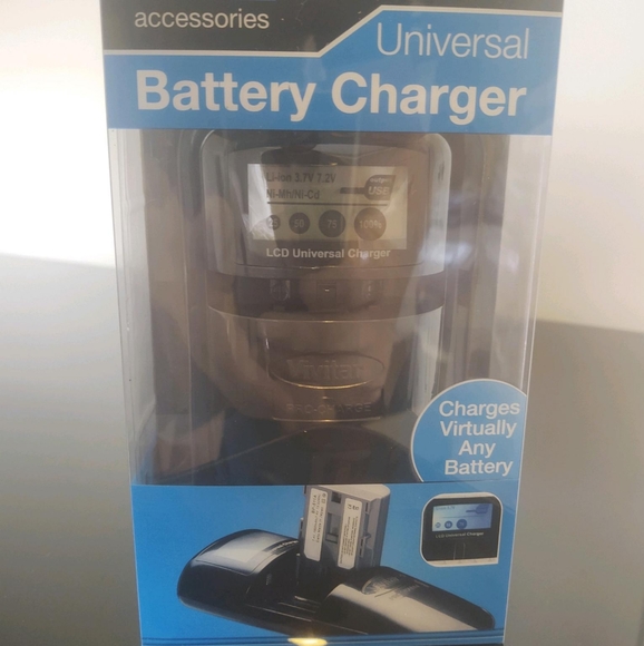 Vivitar VIV-SC-4200B Universal LCD Pro Charger - Picture 3 of 6